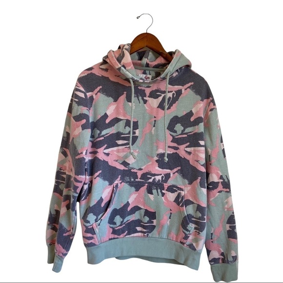 EQ Tops - EQ Camo Hoodie Size Large